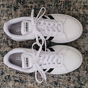 Adidas Grand Court Cloudfoam sneaker